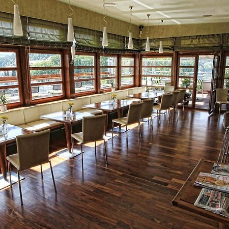 Hotel Pavla Pöstyén Kültér fotó