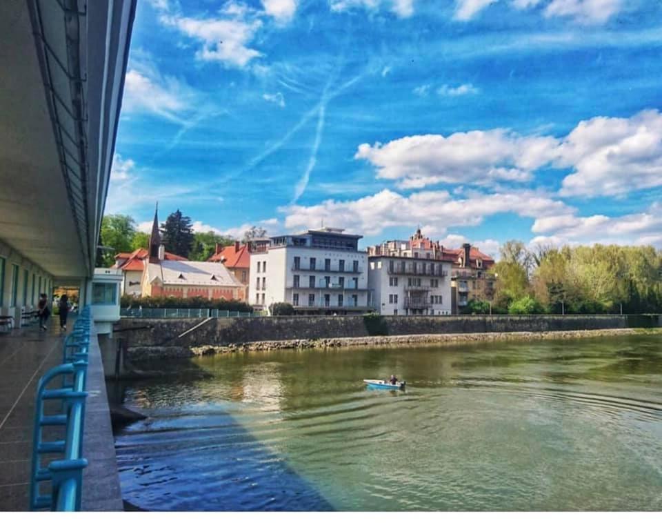 Hotel Pavla Pöstyén Kültér fotó