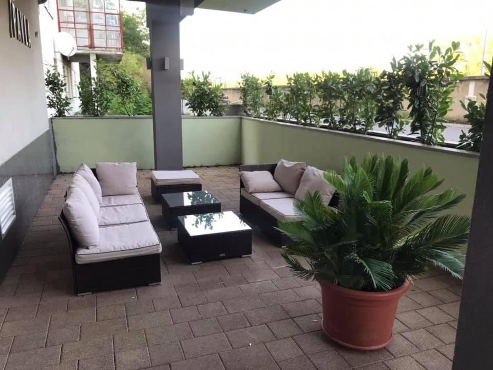 Hotel Pavla Pöstyén Kültér fotó