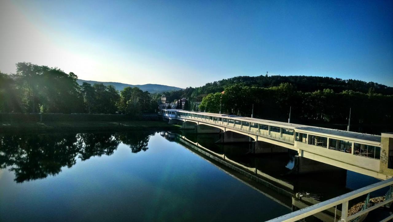 Hotel Pavla Pöstyén Kültér fotó