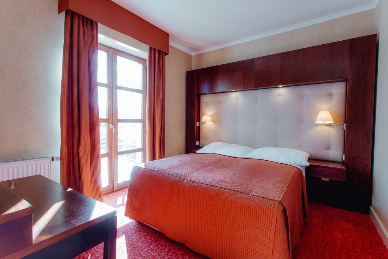Hotel Pavla Pöstyén Kültér fotó