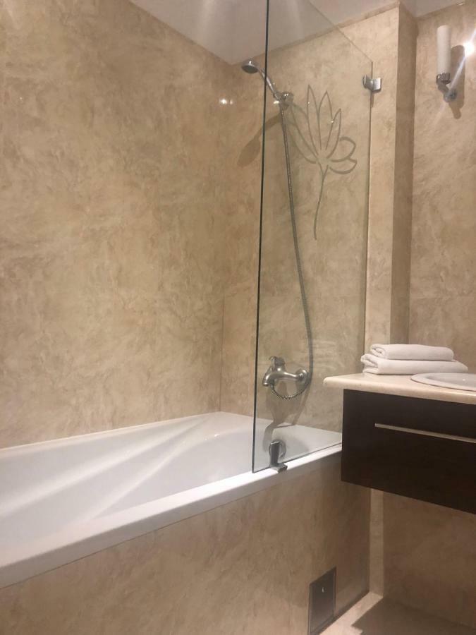 Hotel Pavla Pöstyén Kültér fotó